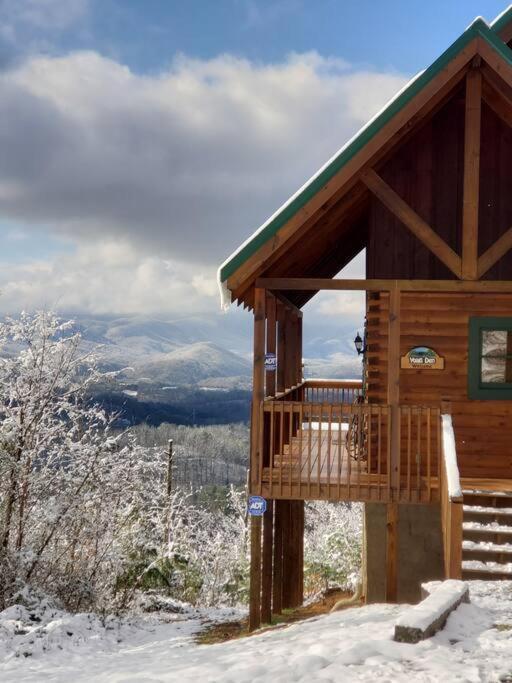 Yogi'S Den: Breathtaking Views! 3 Min To Dollywood, On 1 Acre! Villa Sevierville Exteriör bild