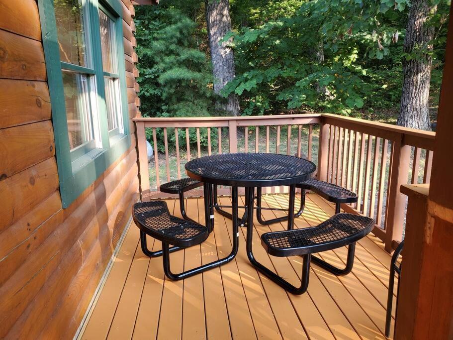 Yogi'S Den: Breathtaking Views! 3 Min To Dollywood, On 1 Acre! Villa Sevierville Exteriör bild